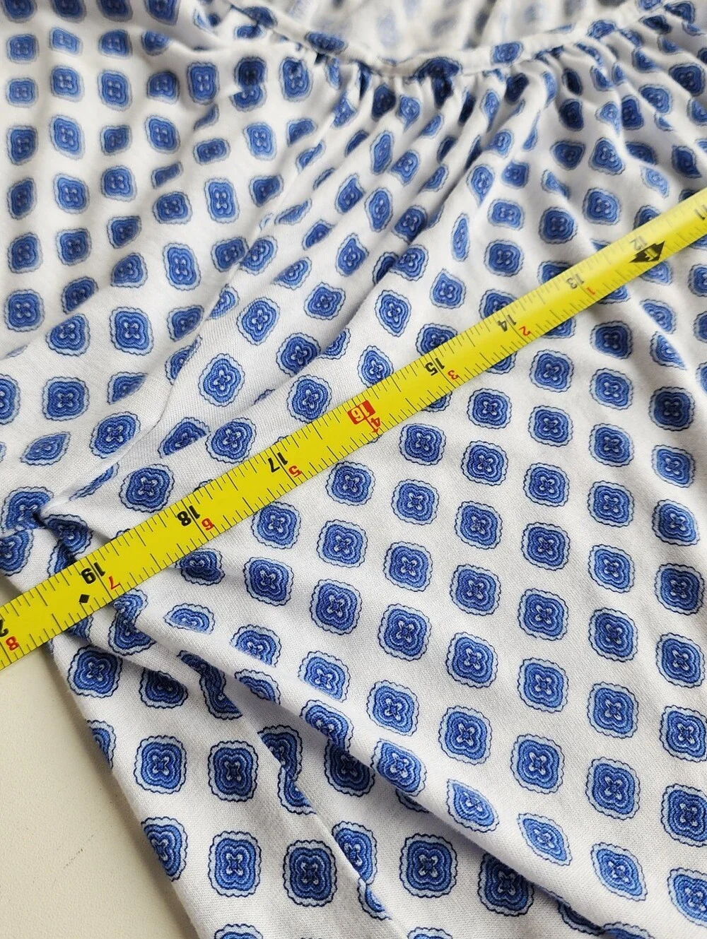 Michael Kors Peasant Blouse Blue White Geometric Print Scoop Neck Relaxed Boho M
